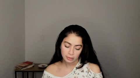 eva_monn online show from 04/28/26, 02:27
