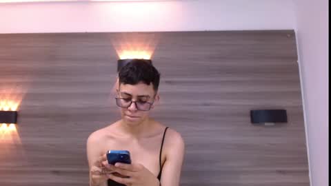 Snapshot of eva_monwalker chatting on 03/06/25, 07:21 Eva cute online show from 03/06/25, 07:21