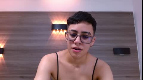 Snapshot of eva_monwalker chatting on 03/07/25, 07:16 Eva cute online show from 03/07/25, 07:16