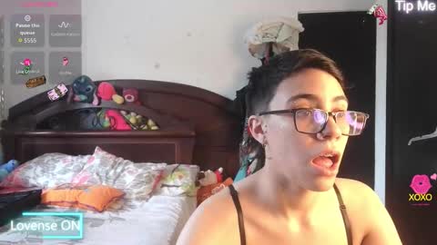 Snapshot of eva_monwalker chatting on 09/26/25, 07:29 Eva cute online show from 09/26/25, 07:29