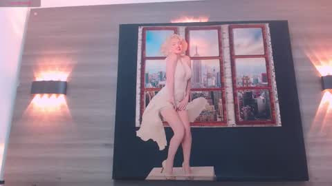 Snapshot of eva_monwalker chatting on 11/04/25, 12:04 Eva cute online show from 11/04/25, 12:04