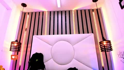 Snapshot of eva_monwalker chatting on 11/21/25, 11:42 Eva cute online show from 11/21/25, 11:42