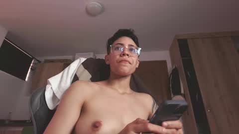 Eva cute online show from 04/25/26, 12:52