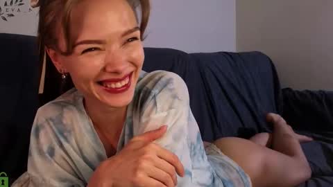 Eva online show from 10/18/25, 04:41