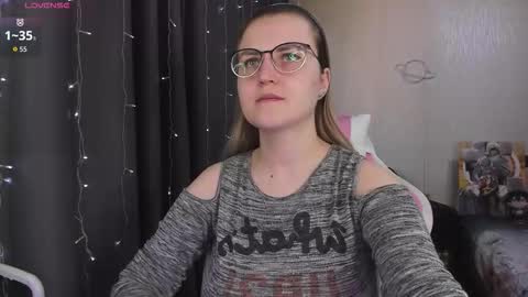 Eva online show from 03/22/26, 12:08