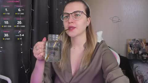 Eva online show from 03/23/26, 11:36