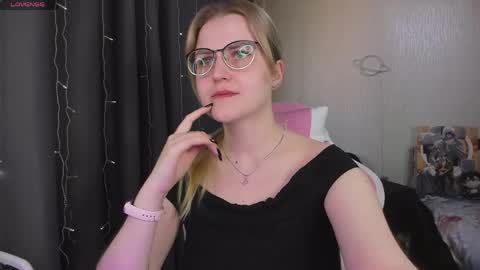 Eva online show from 04/21/26, 03:07