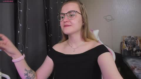 Eva online show from 04/23/26, 12:29