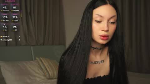 Eva online show from 10/16/25, 02:18