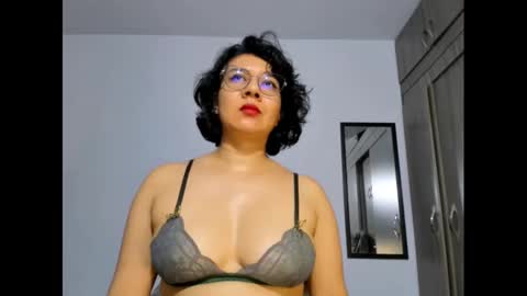 Eva online show from 02/03/25, 12:58