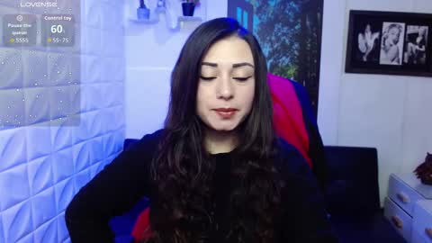 Eva online show from 11/18/25, 03:49