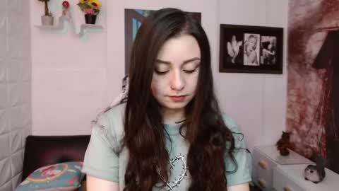 Eva online show from 04/22/26, 02:29