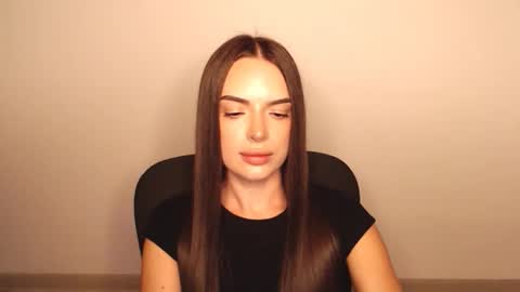 Eva online show from 09/14/25, 06:29