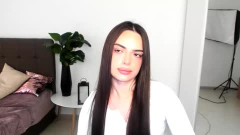 Eva online show from 04/20/26, 02:31