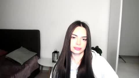 Eva online show from 04/23/26, 07:16