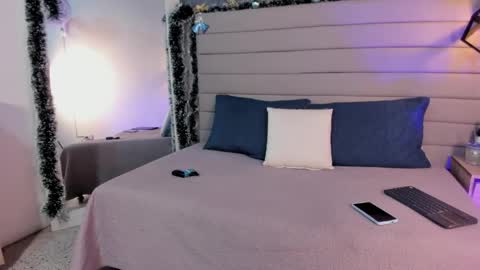 Snapshot of eva_rossi_ chatting on 01/09/26, 11:35 eva_rossi_ online show from 01/09/26, 11:35