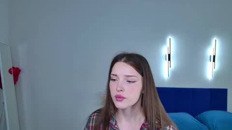 Snapshot of eva_sailor chatting on 05/10/26, 11:04 eva_sailor online show from 05/10/26, 11:04