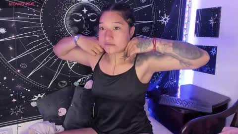 Snapshot of eva_sanderslee chatting on 10/17/25, 07:55 Eva  online show from 10/17/25, 07:55