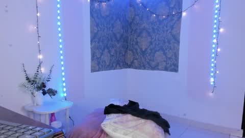 Eva  online show from 03/29/26, 09:31