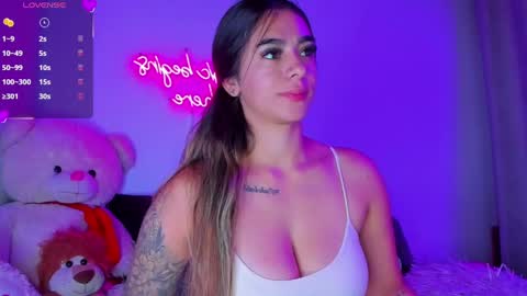 Eva Shinee online show from 10/01/25, 12:00