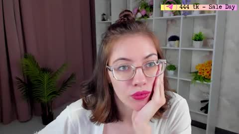 eva sicret online show from 06/02/26, 12:40