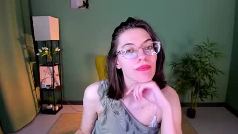 eva sicret online show from 06/11/26, 12:25