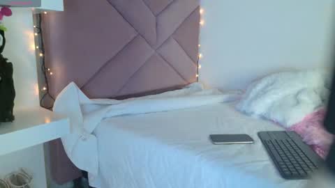 Eva Sin online show from 03/05/26, 11:23