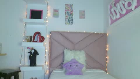 Eva Sin online show from 04/08/26, 12:21