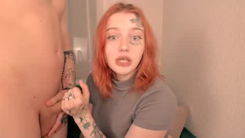 Snapshot of eva_sunshine_blueeyes chatting on 10/12/25, 08:30 Eva Sunshine Blue Eyes online show from 10/12/25, 08:30