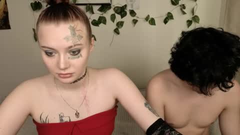 Snapshot of eva_sunshine_blueeyes chatting on 04/29/26, 06:39 Eva Sunshine Blue Eyes online show from 04/29/26, 06:39