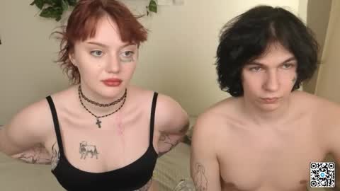 Snapshot of eva_sunshine_blueeyes chatting on 06/10/26, 02:05 Eva Sunshine Blue Eyes online show from 06/10/26, 02:05
