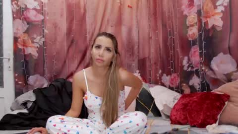 Eva online show from 04/21/26, 06:12