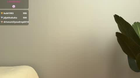 Hello Im Eva online show from 05/15/26, 05:47