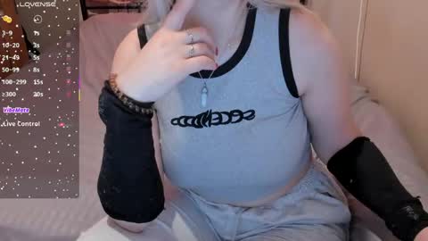 Snapshot of eva_zero chatting on 06/04/26, 12:33 Eva online show from 06/04/26, 12:33