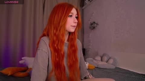 Snapshot of evaa_moonn_ chatting on 12/23/24, 11:14 Eva online show from 12/23/24, 11:14