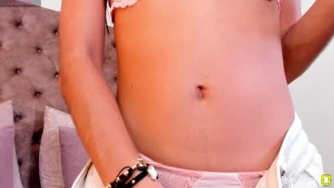 Snapshot of evaa_rose_ chatting on 11/10/25, 10:31 Eva online show from 11/10/25, 10:31