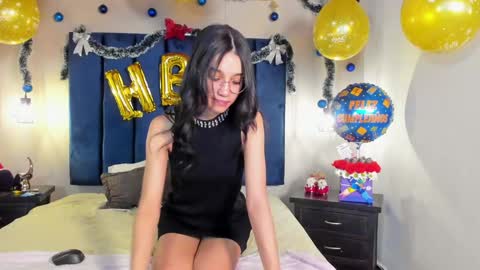 EvaandDante online show from 12/29/24, 07:11