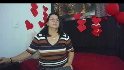 Snapshot of evaaross chatting on 02/18/25, 12:28 Eva online show from 02/18/25, 12:28
