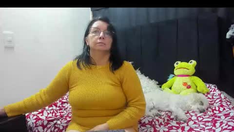 Snapshot of evaaross chatting on 02/01/26, 02:54 Eva online show from 02/01/26, 02:54