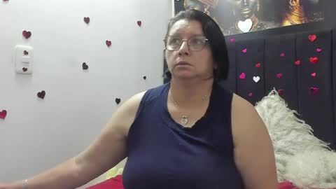 Snapshot of evaaross chatting on 04/05/26, 04:15 Eva online show from 04/05/26, 04:15