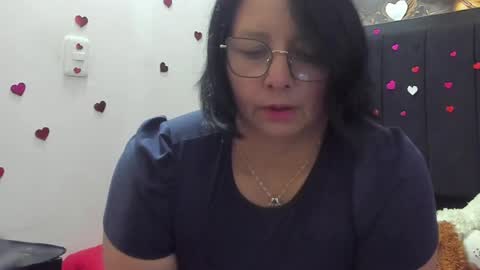 Snapshot of evaaross chatting on 05/06/26, 08:47 Eva online show from 05/06/26, 08:47