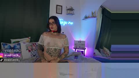 Eva Bleck  online show from 09/24/25, 06:55