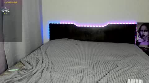 Snapshot of evablisss chatting on 02/14/25, 01:29 Eva online show from 02/14/25, 01:29