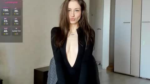 Snapshot of evablisss chatting on 09/18/25, 08:38 Eva online show from 09/18/25, 08:38