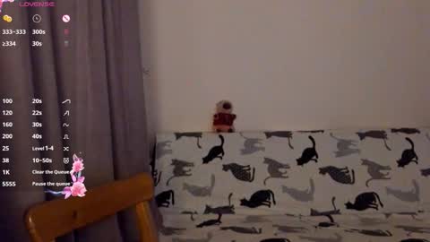 evabradly online show from 12/19/25, 07:21