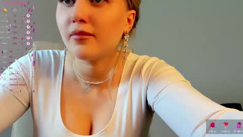 Snapshot of evacadooo chatting on 02/22/25, 05:34 Eva online show from 02/22/25, 05:34