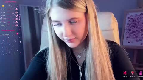 Snapshot of evacadooo chatting on 03/01/25, 02:48 Eva online show from 03/01/25, 02:48