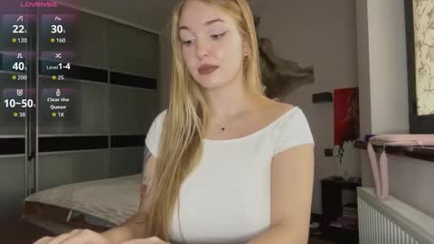 evacarter1 online show from 10/08/25, 11:08