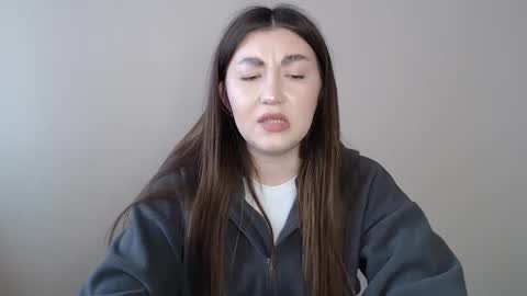 Evachaturbatte online show from 04/08/26, 08:47