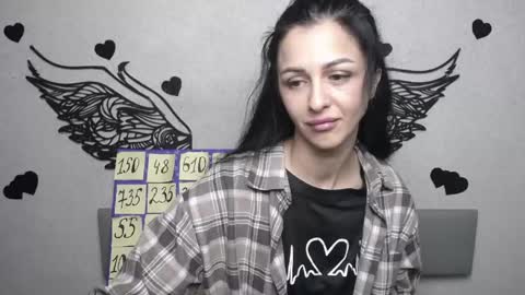 EvaClarkk online show from 06/01/26, 05:09